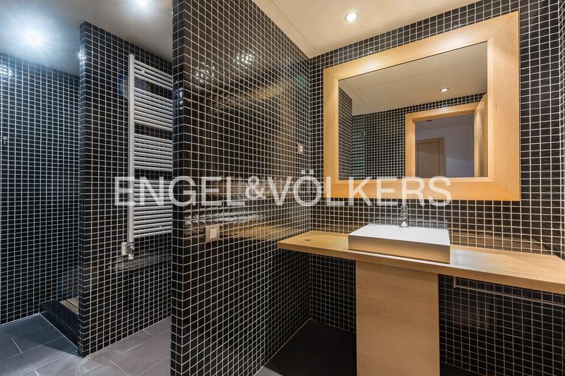 Foto 9ee4e61c-0473-4739-9d44-9d2193b57809. Miete appartement mit heizung parking pool in Pedralbes Barcelona