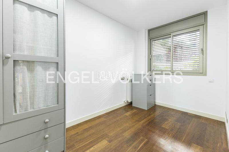 Foto f2a8fd9e-4912-4c14-8b26-081d4e36d977. Miete appartement mit heizung parking pool in Pedralbes Barcelona