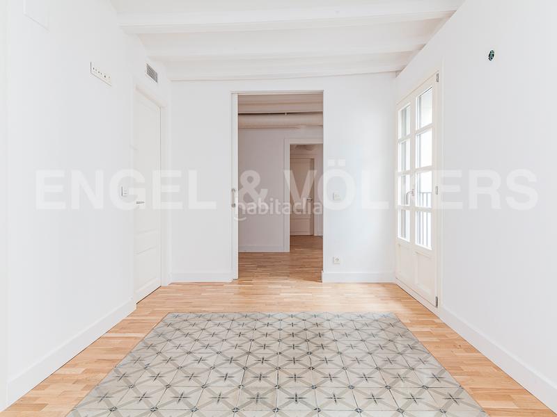 Foto 0a74748b-68d5-47f7-b612-fc0af62f69df. Piccolo appartamento con riscaldamento piscina in Barcelona