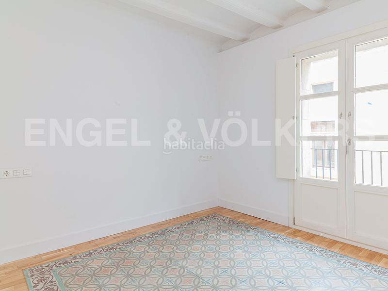 Foto 28ea556a-941f-46d3-80a5-6bb0b9040e25. Piccolo appartamento con riscaldamento piscina in Barcelona