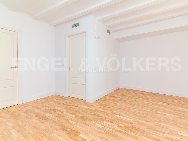 Foto a62cd722-f3fd-476d-a6a4-04f1c0ec1f02. Piccolo appartamento con riscaldamento piscina in Barcelona