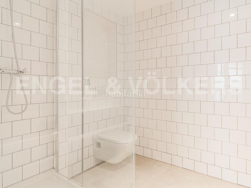 Foto abb1a59f-f12e-4c40-82cd-f19e1d021c6d. Piccolo appartamento con riscaldamento piscina in Barcelona