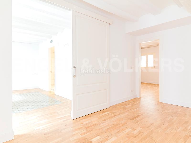 Foto ce74d002-9648-45c9-aad2-21bc4c741ef6. Piccolo appartamento con riscaldamento piscina in Barcelona