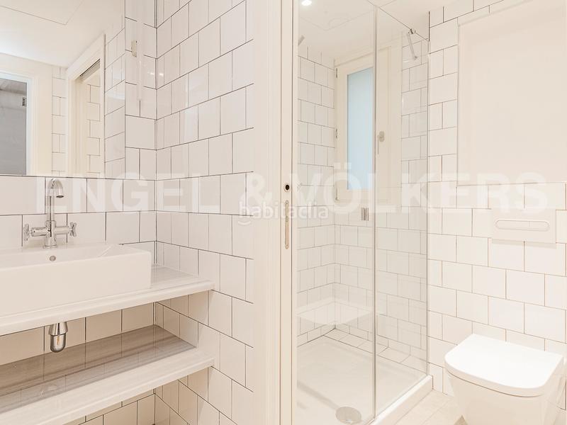 Foto df0922f8-2ce0-494a-8d5c-6cb3059cf73c. Piccolo appartamento con riscaldamento piscina in Barcelona