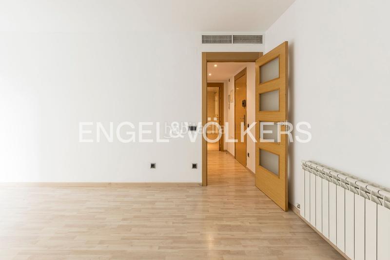 Foto 94f95365-a692-444f-ae09-96a4b23c2dfb. Appartement avec chauffage dans La Sagrera Barcelona