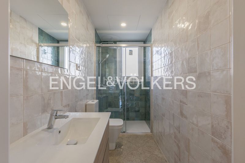 Foto 446390b7-a5c8-4893-9446-66bbb96eed8d. Casa amb calefacció aparcament a Ca n'Aurell Terrassa