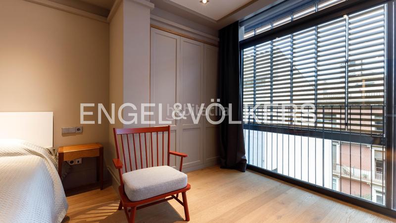 Foto 10146ff5-a4da-4bb6-92c0-ed26e14ed1f2. Lloguer apartament amb calefacció piscina a Vila de Gràcia Barcelona