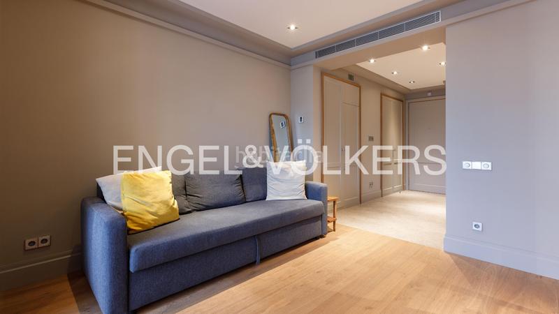 Foto 4f7eac3e-34cc-436a-a94d-cab8a6698ee4. Miete appartement mit heizung pool in Vila de Gràcia Barcelona