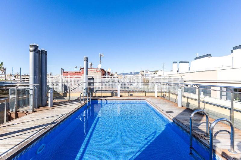 Foto 5653820d-aaf9-4a5f-96b7-c2dc0d766d17. Pis amb calefacció piscina a Raval Barcelona