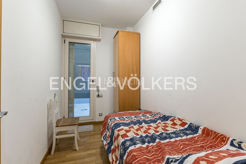 Foto c9ad77a9-4466-4795-8710-11c5235a75b8. Pis amb calefacció piscina a Raval Barcelona