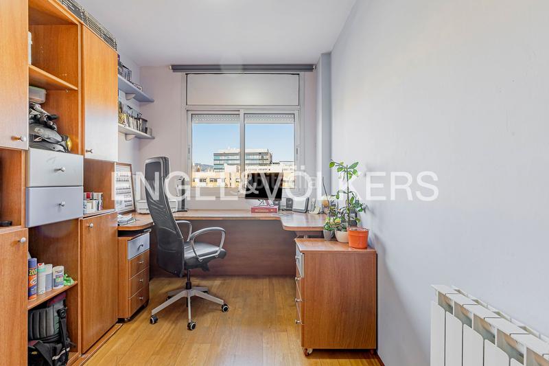 Foto 29c9c194-0421-4846-947c-3d39dece5ff1. Apartament amb calefacció aparcament piscina a La Vila Olímpica del Poblenou Barcelona