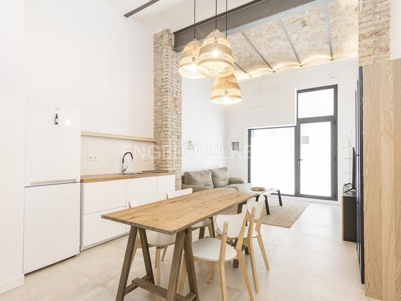 Foto e977c479-1158-4ed3-a121-8f5a35149c0a. Lloguer apartament amb calefacció a El Poble Sec - Parc de Montjuïc Barcelona