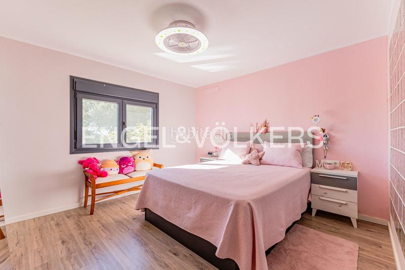 Foto 0a5dbbe9-dd98-4238-bd04-692ab66dc89c. Haus mit heizung parking in Subirats