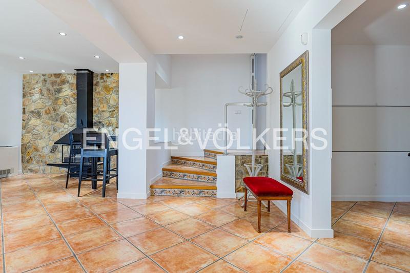 Foto 129391d2-f600-4b70-a8c1-2515606da652. Haus mit heizung parking in Subirats