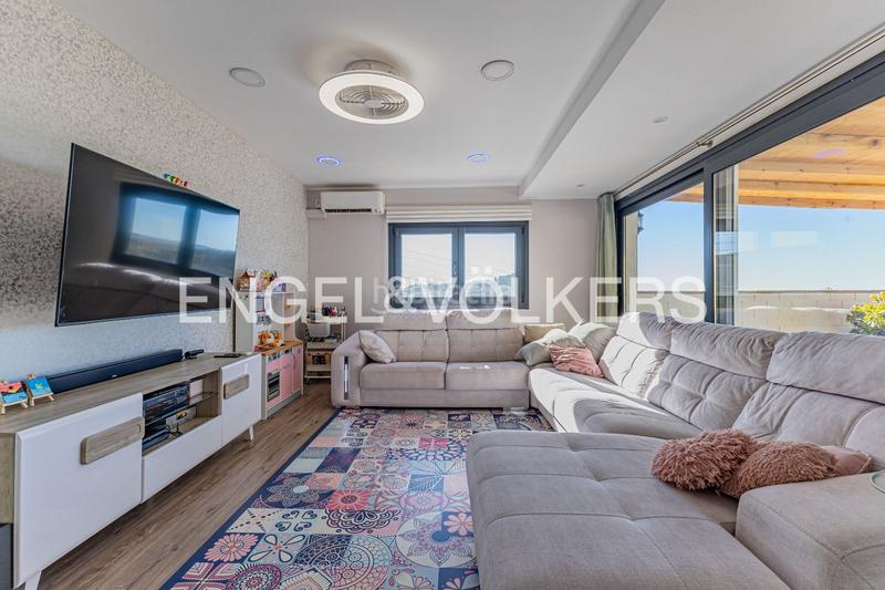 Foto 1fae09fe-c727-4d5f-ad3a-cf7bc1be7b1a. Haus mit heizung parking in Subirats