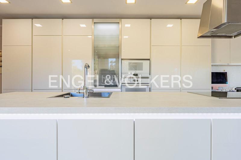 Foto 45ea1018-2361-4066-9d72-415ea5bbd629. Haus mit heizung parking in Subirats