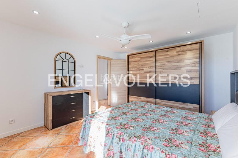 Foto 551525c1-bf92-4b23-a9ff-04b8c87f6552. Haus mit heizung parking in Subirats