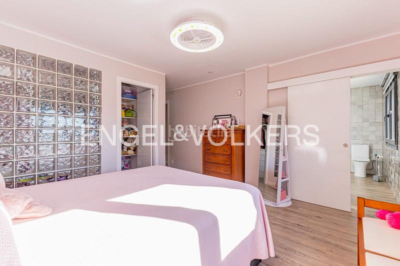 Foto 830c911c-36f0-4904-ac2c-da0e630b5cb6. Haus mit heizung parking in Subirats