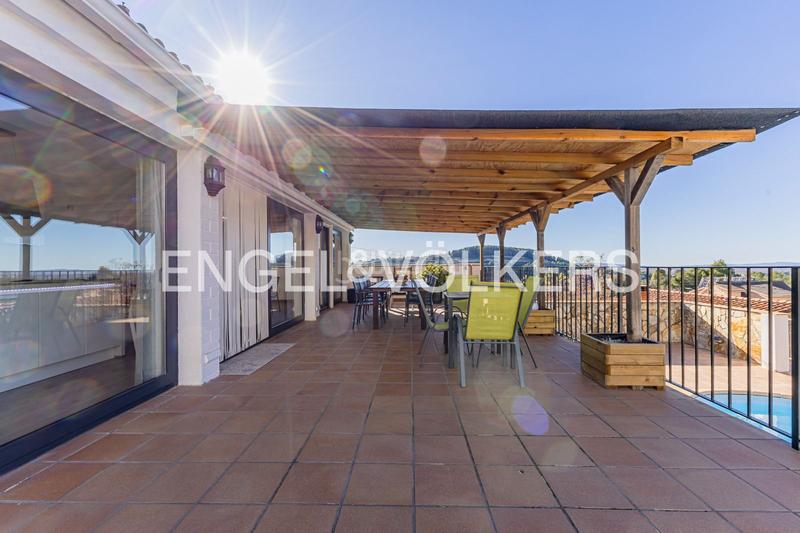 Foto 9493911f-47d3-41e8-8211-afd99655fdd9. Haus mit heizung parking in Subirats