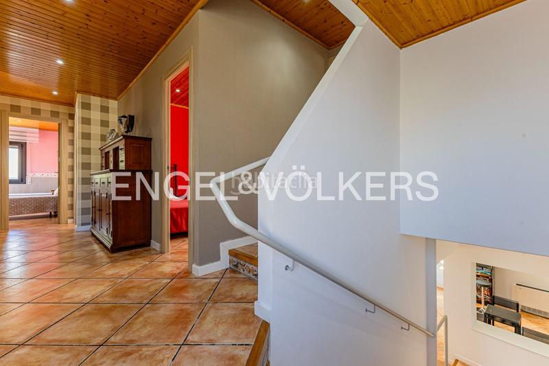 Foto a907e83f-5e32-487e-afa1-ca5e9df42dab. Haus mit heizung parking in Subirats