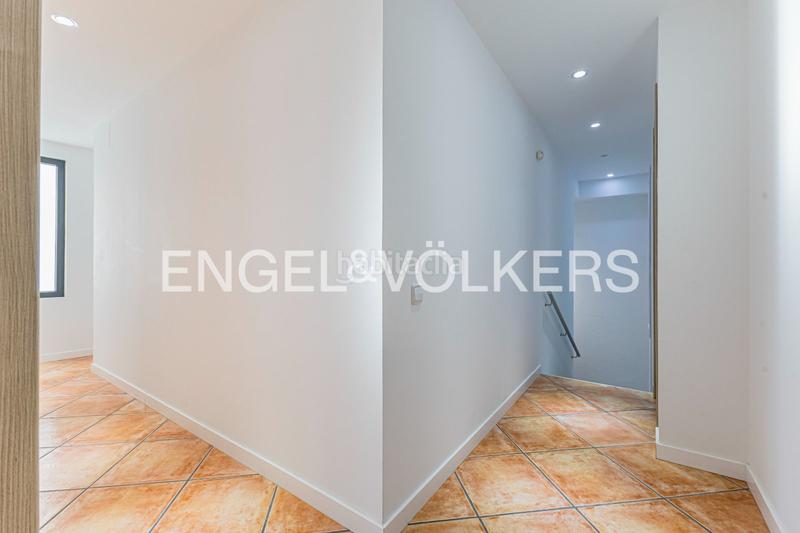 Foto bbfb5c04-ee47-4231-a86c-6116065607f7. Haus mit heizung parking in Subirats