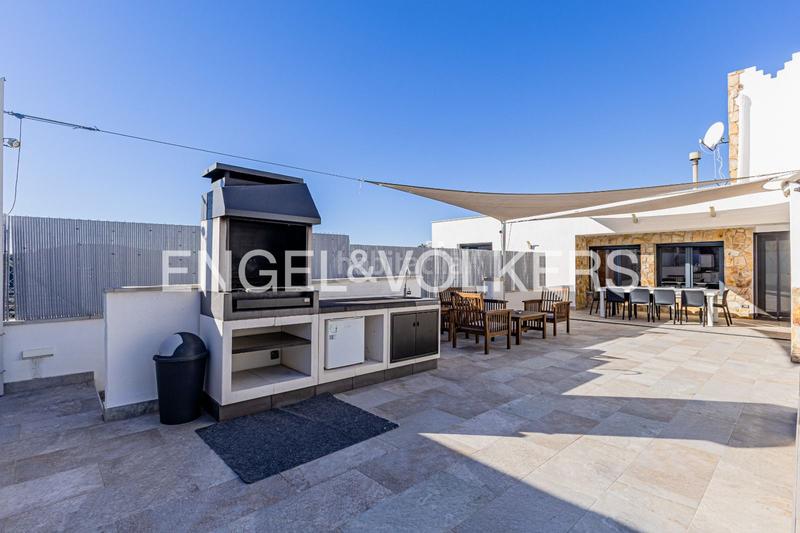 Foto d3f51b39-d623-4efb-84a4-bdf0116eb242. Haus mit heizung parking in Subirats