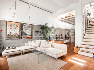 Affitto Attico in St. Pere - Sta. Caterina - El Born. Exclusivo ático duplex amueblado en born