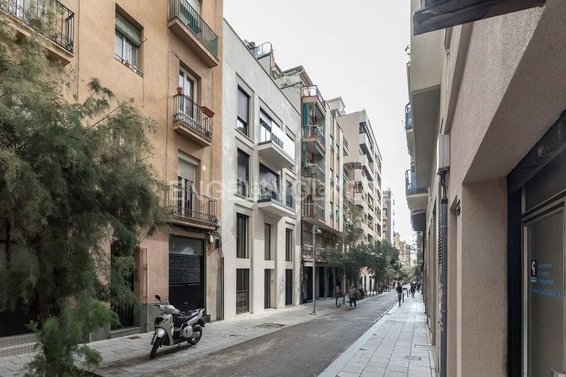 Foto 0ddee8f7-dbad-4dce-b5e9-baeb3be46155. Zweistöckige wohnung 112m<sup>2</sup> mit heizung pool in Vila de Gràcia Barcelona