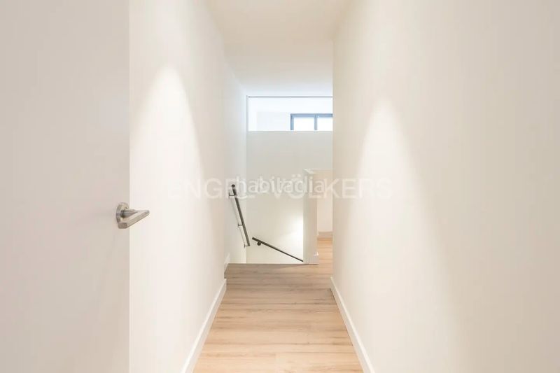 Foto 59fc801e-d1b3-4b4f-b38b-df05fc12640c. Zweistöckige wohnung 112m<sup>2</sup> mit heizung pool in Vila de Gràcia Barcelona