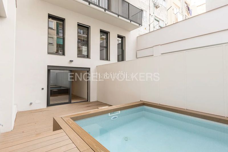 Foto 7cd25c93-dede-4d34-816f-283d816d359f. Zweistöckige wohnung 112m<sup>2</sup> mit heizung pool in Vila de Gràcia Barcelona
