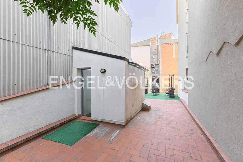 Foto 3de49b5d-d714-4923-9bda-d523e65c4e5a. Casa amb calefacció a Sants Barcelona
