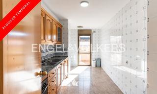 Lloguer Dúplex a Zona alta. Amplio dúplex temporal en arenys de mar