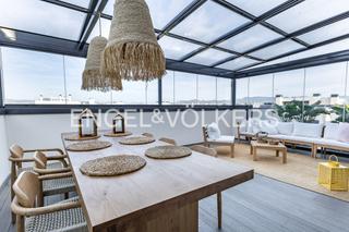 Apartamento en La Catalana. Exclusivo ático con terraza y piscina en sant adrià de besòs