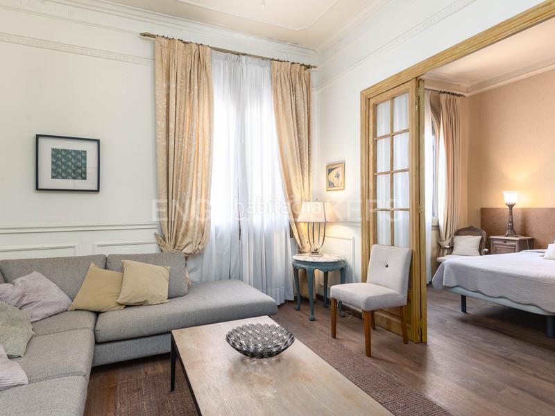 Foto 08ae5d5b-e6fd-4612-bc94-48f152b95b24. Miete appartement mit heizung in Gòtic Barcelona