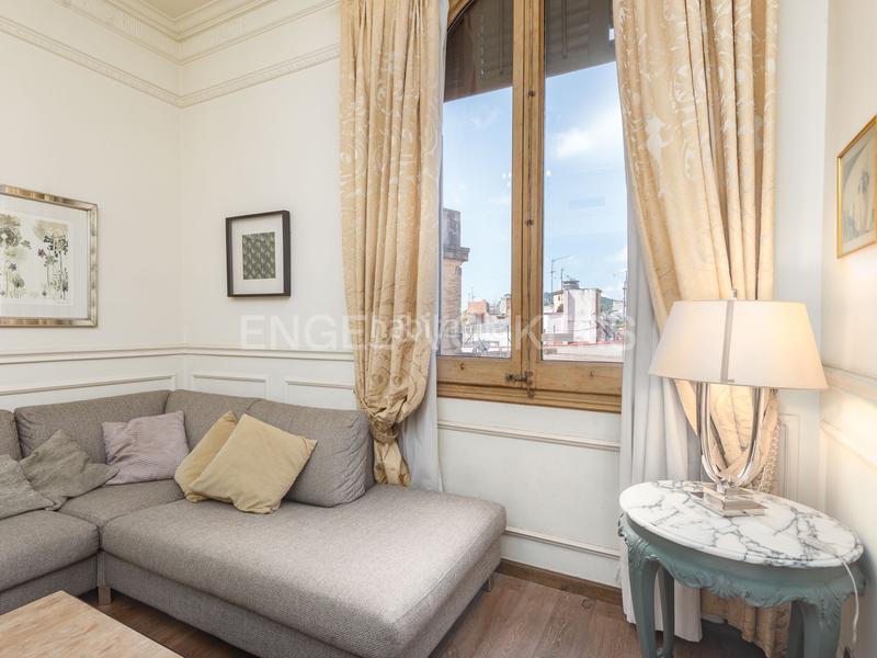 Foto 1b66beaf-6f56-4a9d-a9fb-4ce9dfab7aca. Rent apartment with heating in Gòtic Barcelona