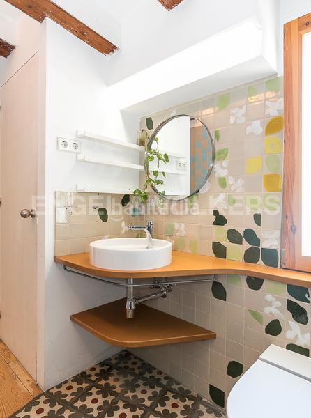 Foto 12b1f1f7-1a3f-4e2a-a635-e41d2afbf95e. Miete appartement mit heizung in Gòtic Barcelona