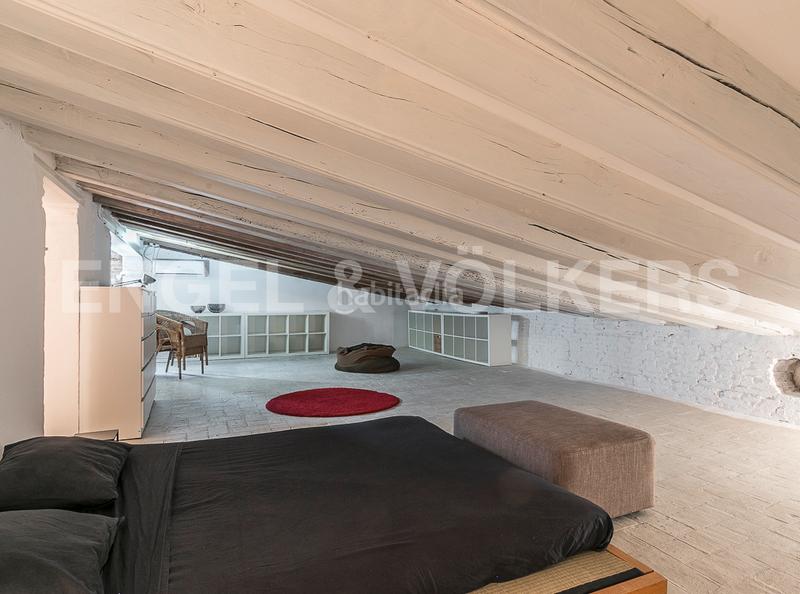 Foto 4e5e0933-0618-4cc0-8fb2-63d23132e9e6. Miete appartement mit heizung in Gòtic Barcelona