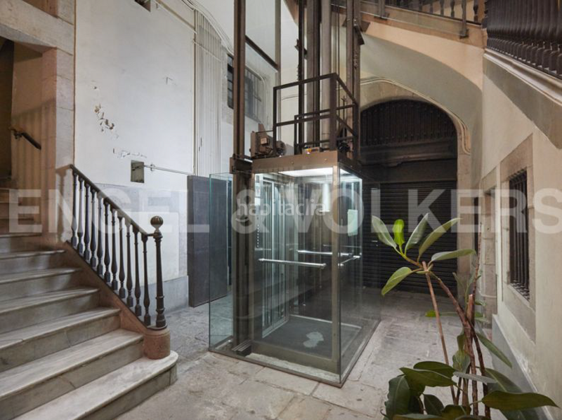 Foto 5f915d3d-d8e4-42a0-8381-6c0834885d78. Miete appartement mit heizung in Gòtic Barcelona
