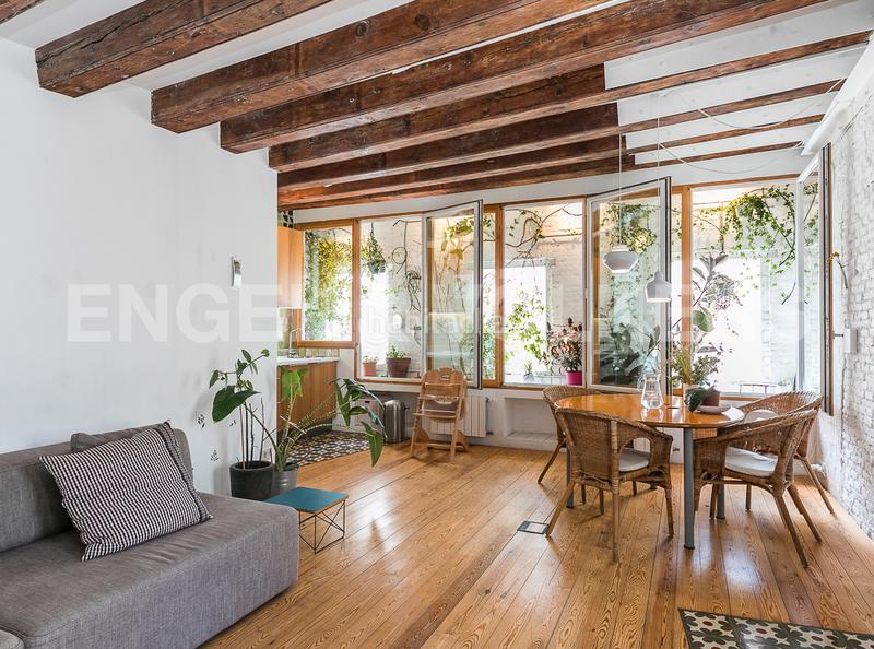 Foto a48f52fd-f5b3-4573-a692-776c875ddbe8. Miete appartement mit heizung in Gòtic Barcelona