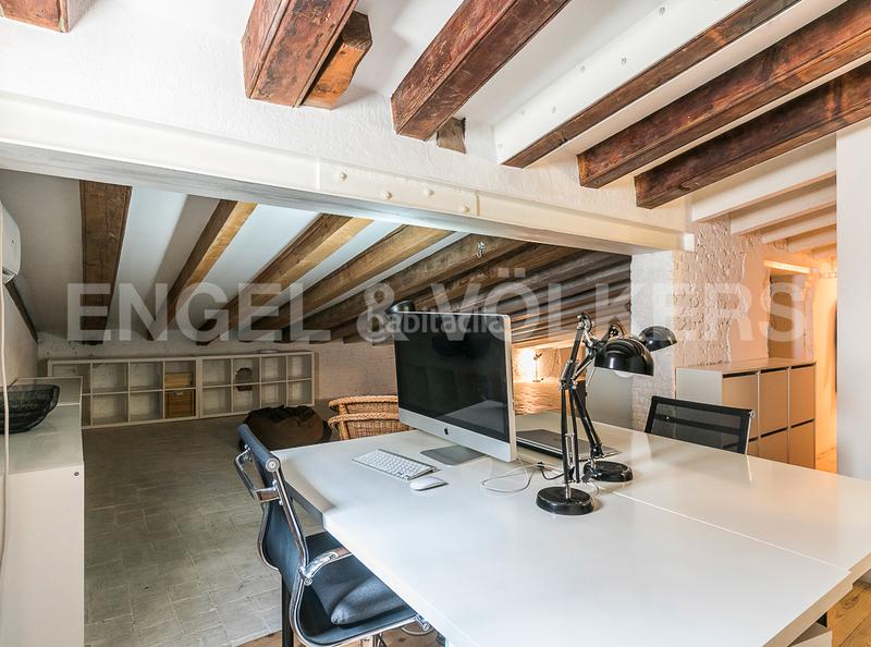 Foto bf26e9ec-57ce-4609-91ca-3929601230b2. Miete appartement mit heizung in Gòtic Barcelona