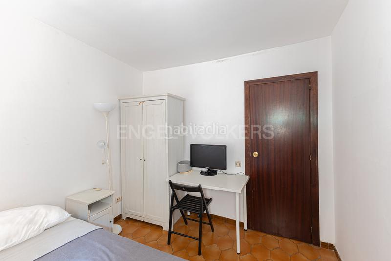 Foto 937ecbb9-7424-4b2e-b6ec-e8f42c7e80f0. Location appartement avec chauffage dans Gòtic Barcelona