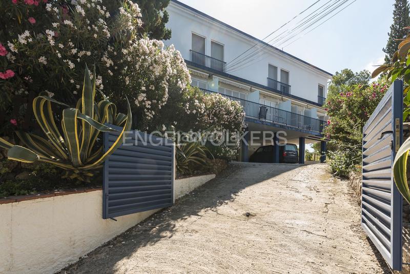 Foto fe5d0f2b-67ed-4754-8ce2-143a9a40d140. Affitto casa con riscaldamento parcheggio in Levantina - Montgavina - Quintmar Sitges