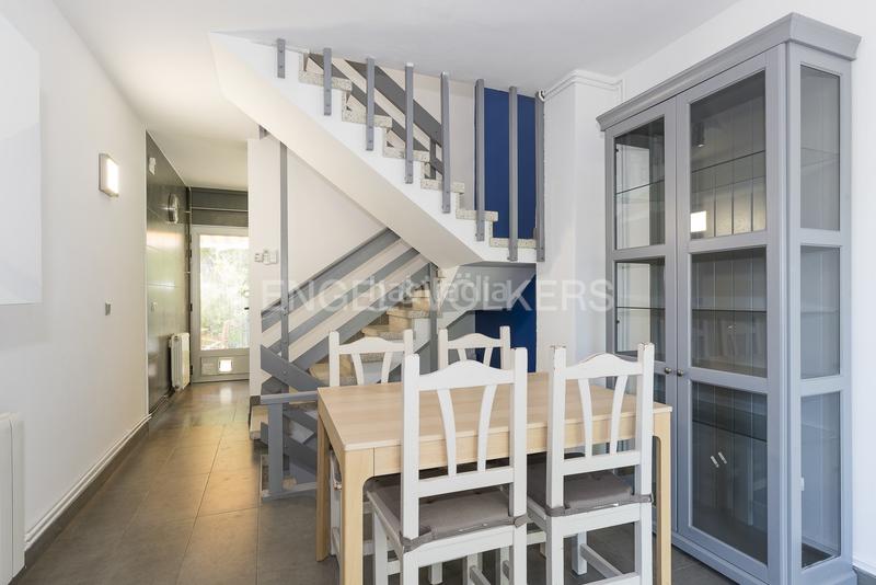 Foto 1bc6a375-aac6-47a3-aaca-a6fe64a2f79e. Lloguer casa amb calefacció aparcament a Levantina - Montgavina - Quintmar Sitges