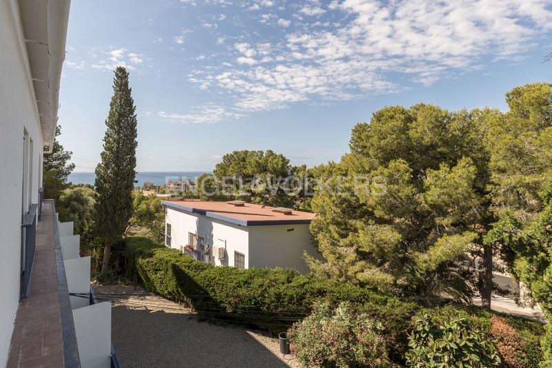 Foto d5b78251-ee45-48d5-92e1-bf5c8fb6884d. Lloguer casa amb calefacció aparcament a Levantina - Montgavina - Quintmar Sitges