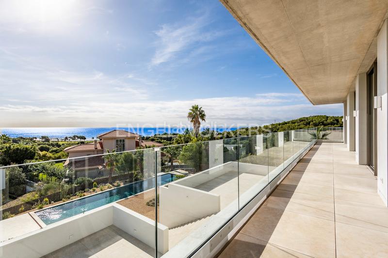 Foto 0a140d12-4ce6-4fdc-b3a1-155706bdb8b8. Affitto casa con riscaldamento parcheggio piscina in Sitges