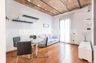 Appartement in Barri de les Corts. Bonito piso en les corts