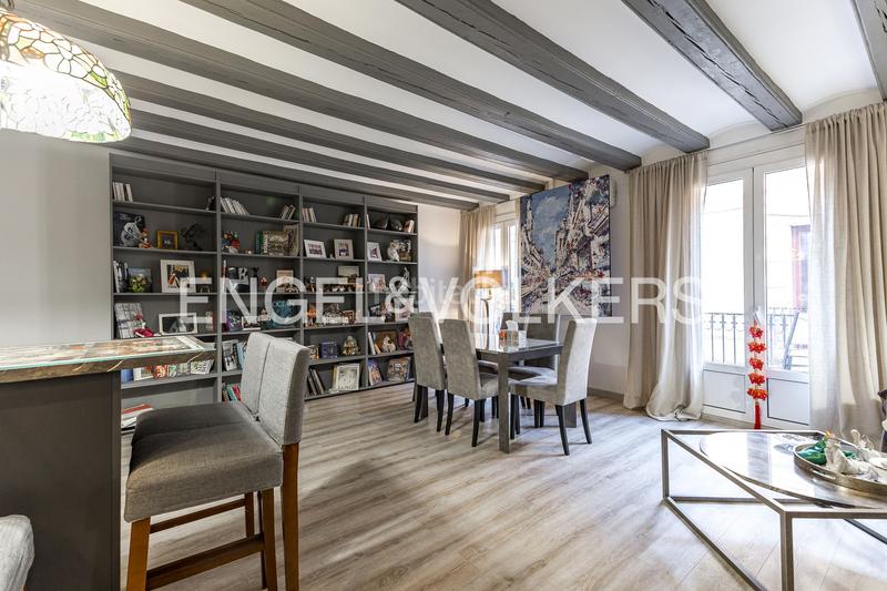 Foto 61e9ecc2-d946-48d2-8c64-bb2b5a766fdb. Apartment with heating in Gòtic Barcelona