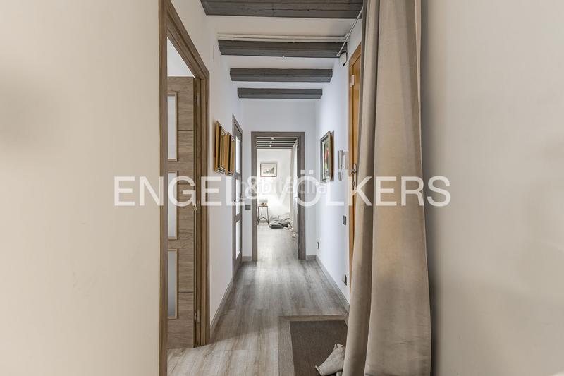 Foto 7df69d0e-928e-4fe5-89a6-634bdd52e75c. Apartment with heating in Gòtic Barcelona