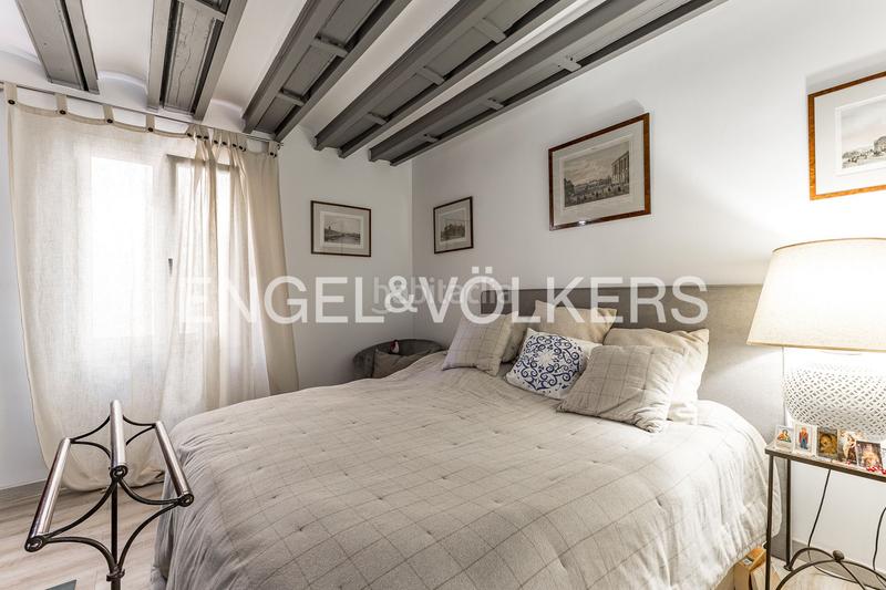 Foto 8ec88347-7ad3-4e1a-83cf-5a3c83f0da00. Apartment with heating in Gòtic Barcelona