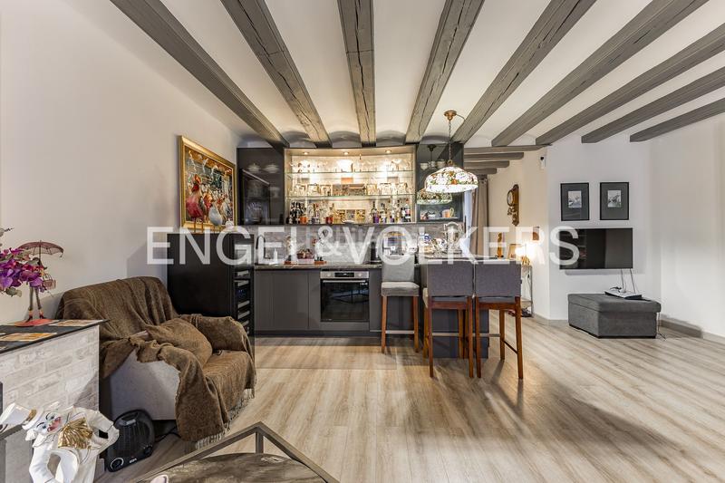 Foto 98de02cd-c063-49f8-93d3-a5c605884fb7. Apartment with heating in Gòtic Barcelona